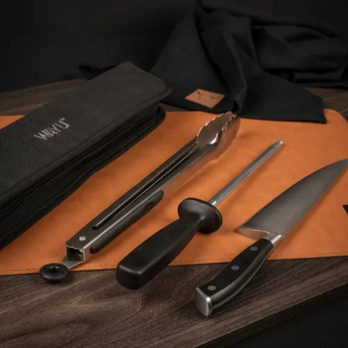 Set Parrillero 3 Piezas Wayu (Cuchillo + Pinza + Afilador)